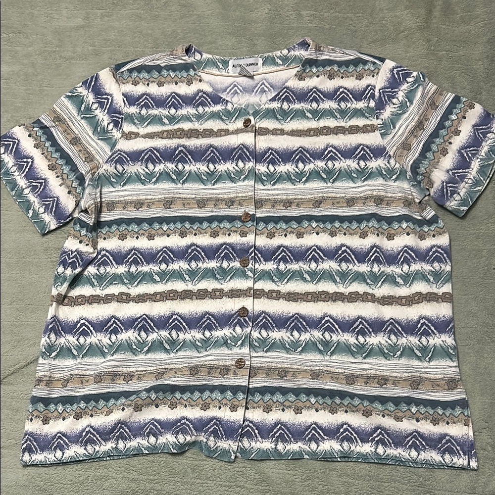 Multicolor Patterned Button-Up Shirt